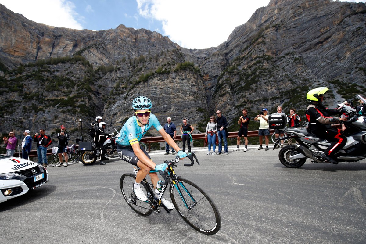 Some nice photos of <a href="/AstanaTeam/">Sauna in Riga - AstanaTeam</a> from Stages 16 &amp; 17 at the #Giro100. #AstanaProTeam #GalliumPro 📷<a href="/bettiniphoto/">BettiniPhoto</a>