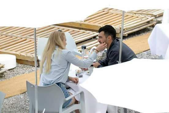 dncespainlove's tweet photo. Joe &amp; Sophie en  Cannes 23/❤ https://t.co/KE3Impxo5s