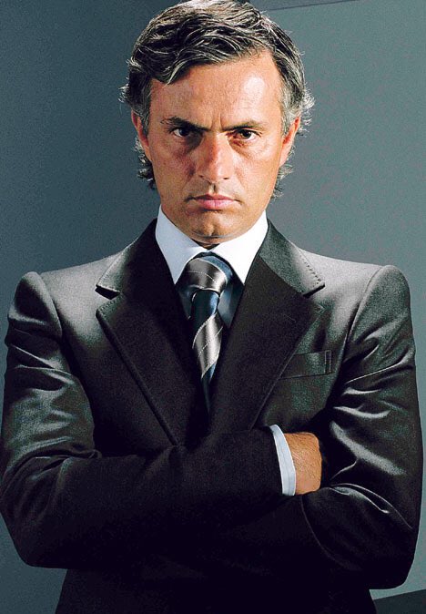 2010MisterChip's tweet photo. Mourinho es el PRIMER ENTRENADOR en la historia del fútbol que gana 2+ Copas de Europa (Porto/Inter) y 2+ Copas de la UEFA (Porto/United). https://t.co/f3IA4ma3No