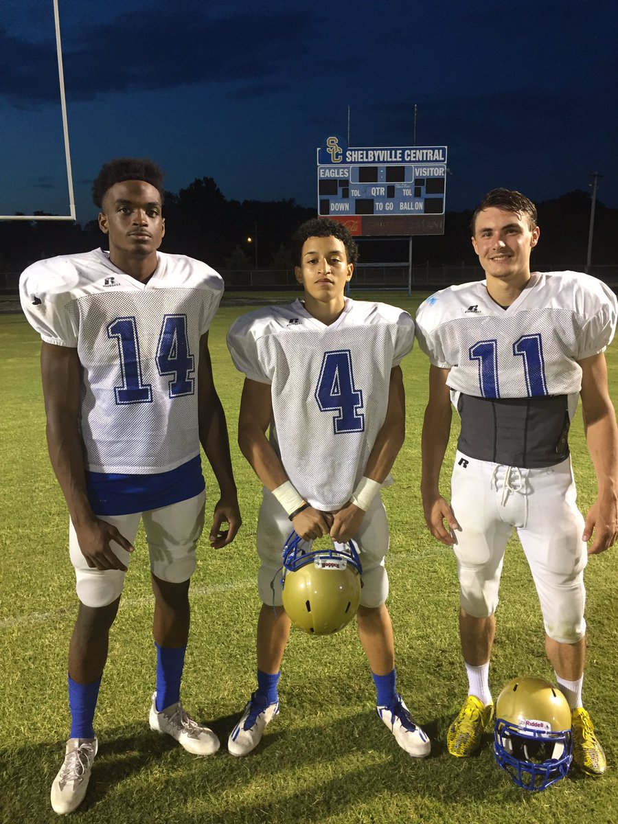 ShelbyvilleFB's tweet photo. Congrats to Jeremiah Wyatt, Wayne Lott and Alex Freeman on being named Weightroom Warriors. @jeremiahwyatt14 @waynelott321 #moveweights https://t.co/nCa34aGJLy