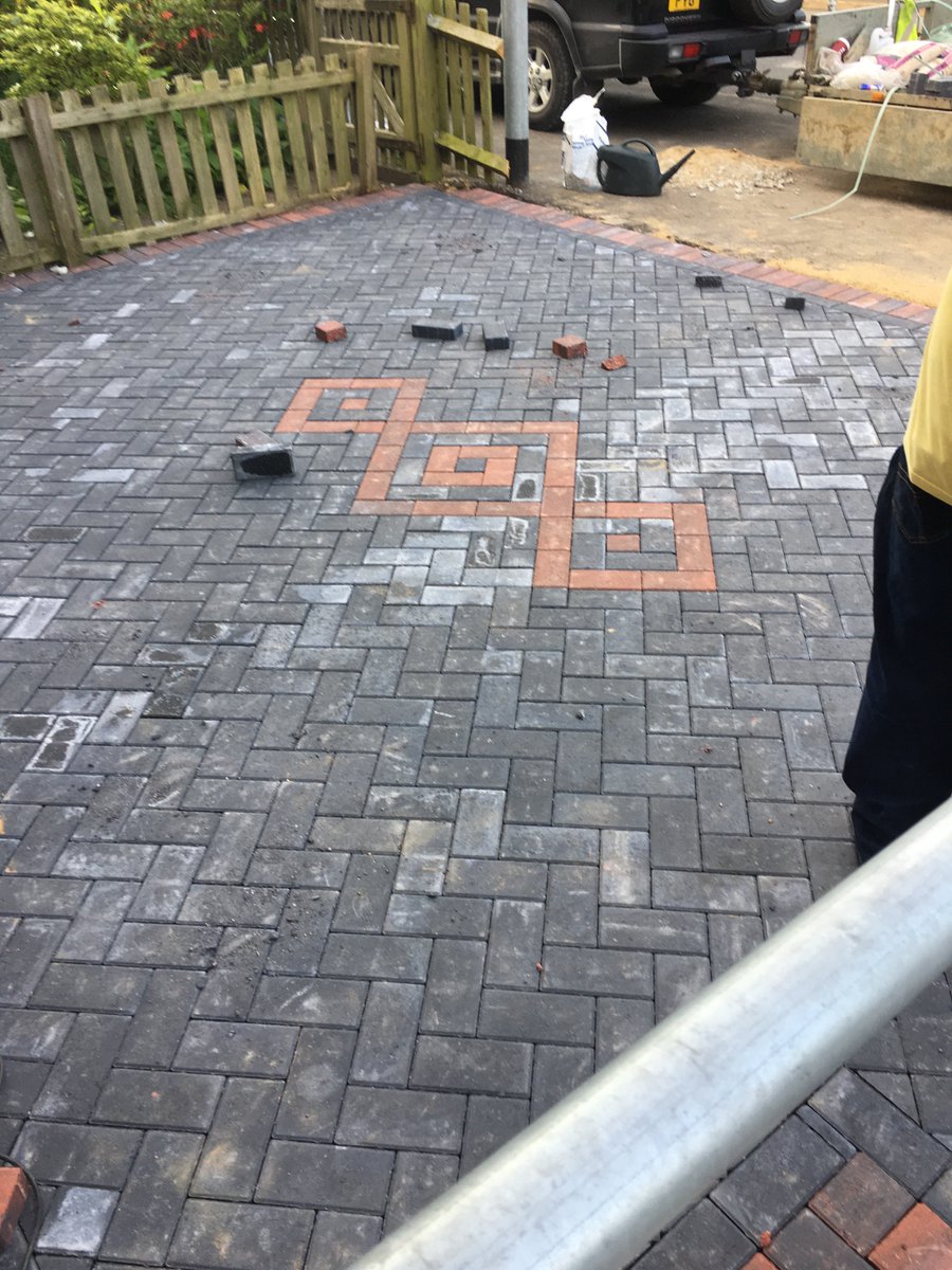 Relay Paving (DohertyHew) Twitter