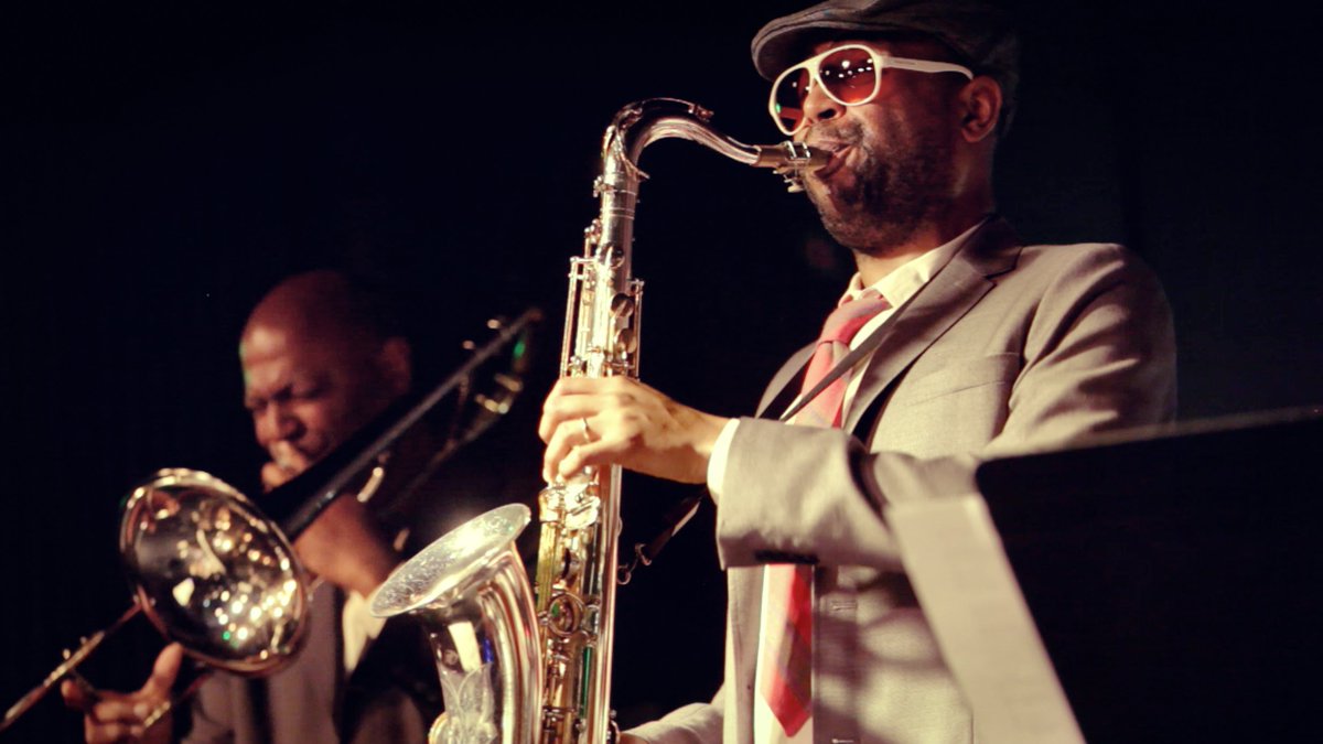 SF's Bop City, <a href="/madroneartbar/">Madrone Art Bar</a>, keeps the legacy alive. Read our interview w/ Michael Krouse, &amp; check their calendar: dothebay.com/p/madrone-art-…