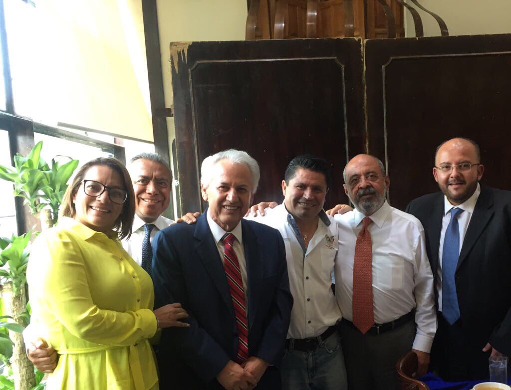 Neltiliz_tli's tweet photo. Un gusto saludar a mi ex jefe @CruzLopezA titular de @PAgraria, y a los delegad@s del @RAN_Nacional, @PAgraria y @SEGOB_mx @SEDAGRO_HIDALGO https://t.co/Q4wyKA6E1U