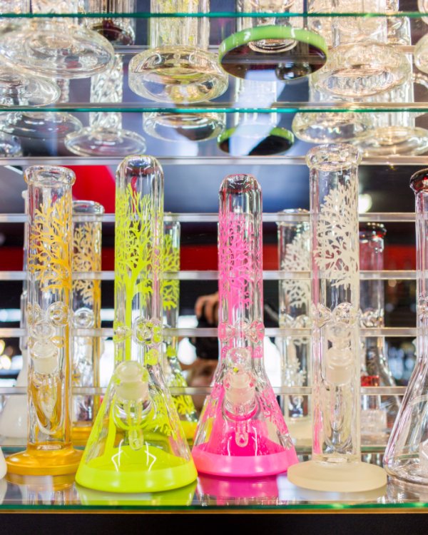 Hotbox Smoke Shop Twitter