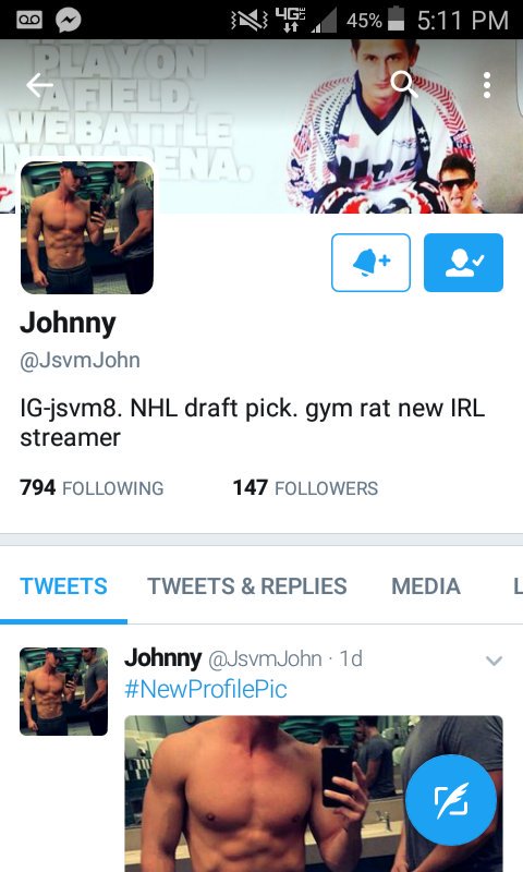 PooreKelsey's tweet image. Go follow this guy he needs the followers and love people ❤ @JsvmJohn