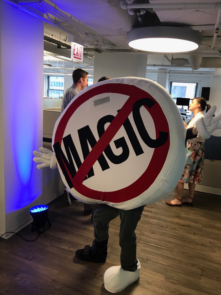mfauscette's tweet image. Kicking off our celebration @g2crowd. @salesforce you have &quot;no software&quot;, well we have: #datadriveninsight
