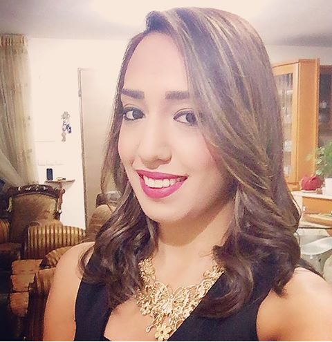 ETbilLibya's tweet photo. سيلفي للفنانة #نادين_خطيب باطلالة جميلة
@Nadinkhatib
#Nadinkhatib
#etbillibya https://t.co/fvOBvHWHYs