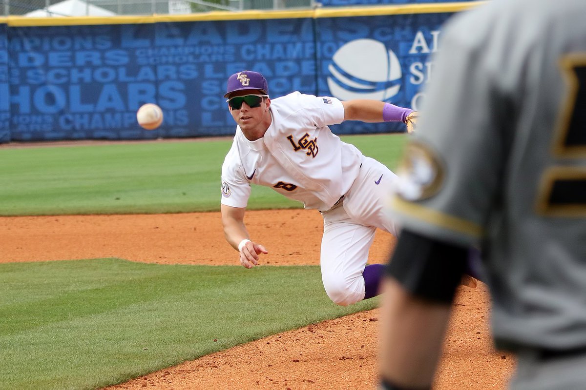 LSUbaseball's tweet photo. Check out some of the pictures as LSU def. Mizzou, 10-3. LSU and UK will play tomorrow in the SEC Tournament after the 4:30 p.m. CT game. https://t.co/9FDdLGNniZ