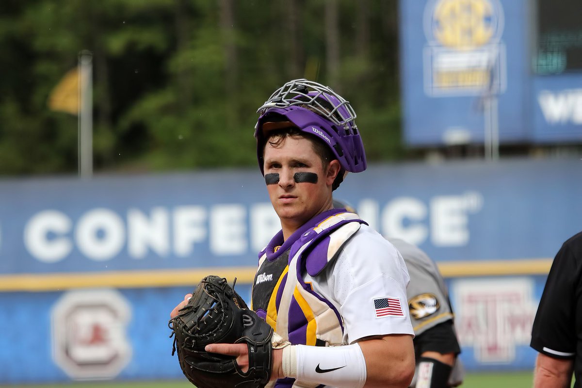LSUbaseball's tweet photo. Check out some of the pictures as LSU def. Mizzou, 10-3. LSU and UK will play tomorrow in the SEC Tournament after the 4:30 p.m. CT game. https://t.co/9FDdLGNniZ