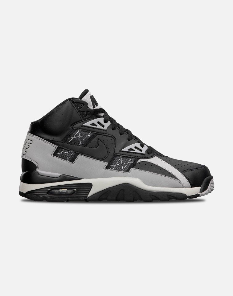 DTLR on Twitter: "Another OG Bo Jackson Nike Air Trainer SC High for your  collection. Cop the Iconic Air Trainer SC High 'Raider' &gt;  https://t.co/KpG0BumFnM https://t.co/3sLXUW4i9r" / Twitter