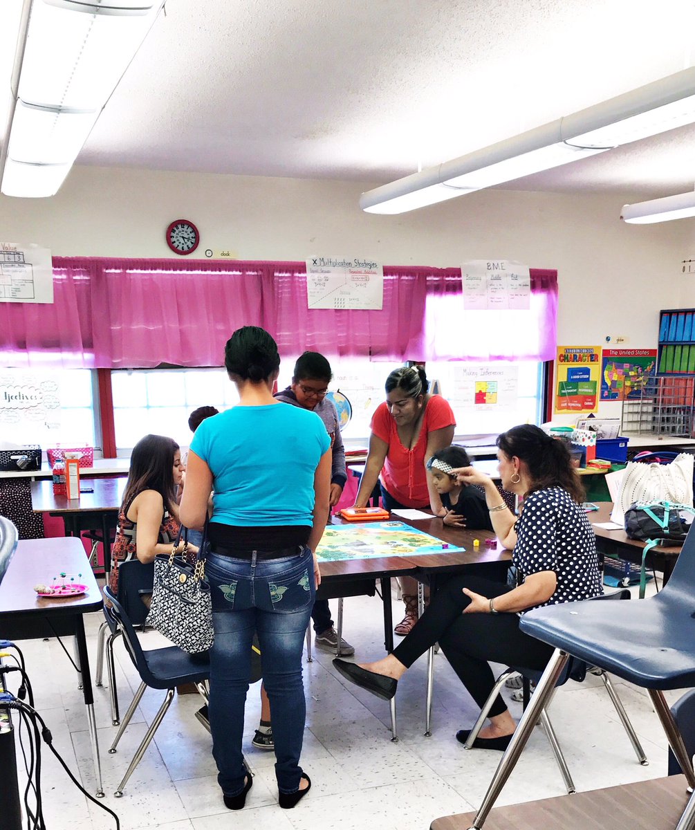 TravisTornados's tweet photo. Thanks for supporting our first STEM Night with over 100 parents and students.  #teamtravis STEMnight #Iamepisd https://t.co/nERzQGq9iV