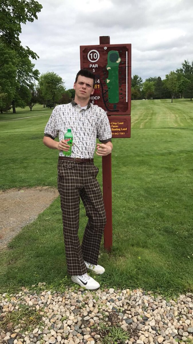 jacksongrussing's tweet photo. @MountainDew when am I gonna get a sponsorship? I suck at golf but I dress alright and can grow below average chin hair. https://t.co/jGqmmqGW2f