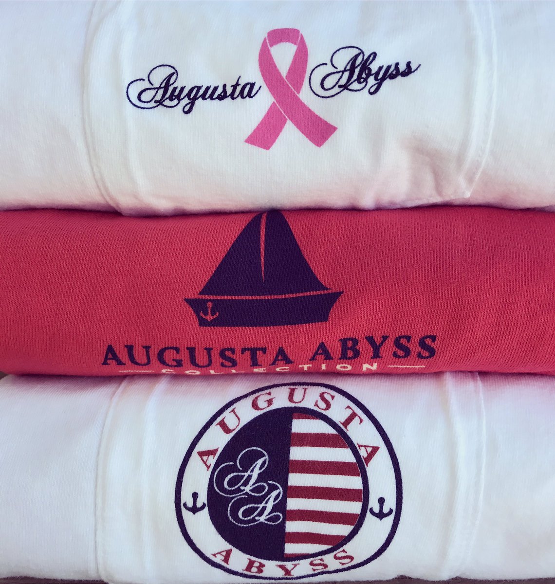AugustaAbyss's tweet photo. SUMMER SALE ALL THIS WEEK
All short-sleeves are 20% OFF when using code: Tropical. Ends 5/28⛵️⚓️ https://t.co/KYDMX7TMf8