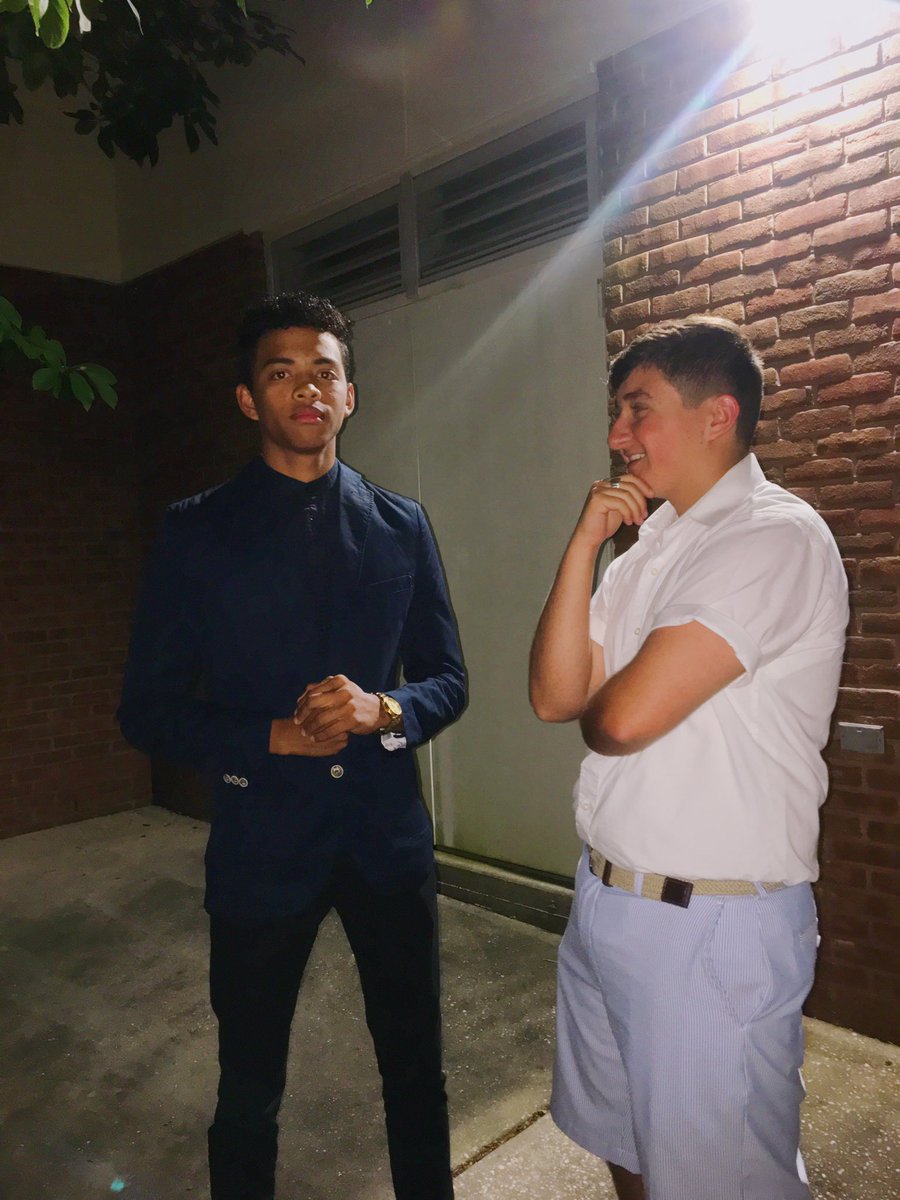 ChandlerWash's tweet photo. Campus police asked for ID. I told him he a fake cop bc we seniors #CaptionGames https://t.co/cTaYcOj0Mr