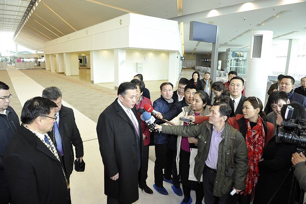 БҮТЭЭГЧ ЛИДЕР: 
Хөшигтийн хөндийн нисэх буудал бол түүний 11 жилийн хөдөлмөр, тууштай байдлын үр дүн. Ирэх жилийн энэ өдрөөр ашиглалтад орно