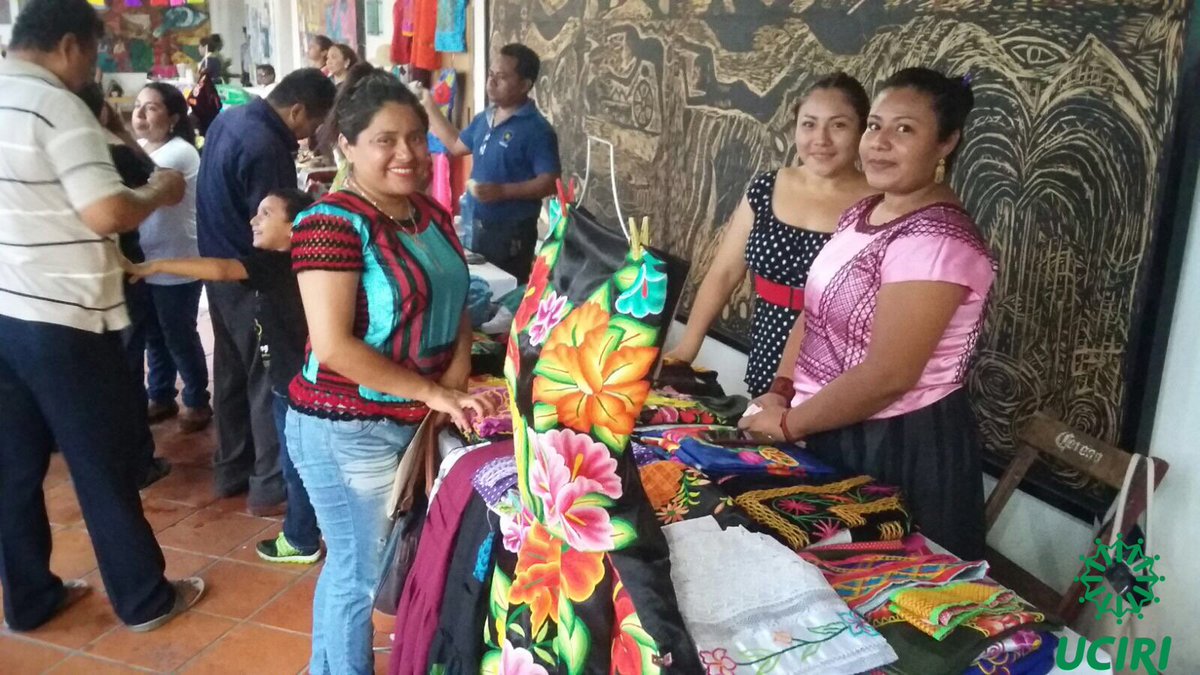 UciriCafeteros's tweet photo. VII Feria Regional del Totopo 2017. Muestra. Artesanal, Cultural y Gastronómica, @UciriCafeteros https://t.co/udbI53Cxq3