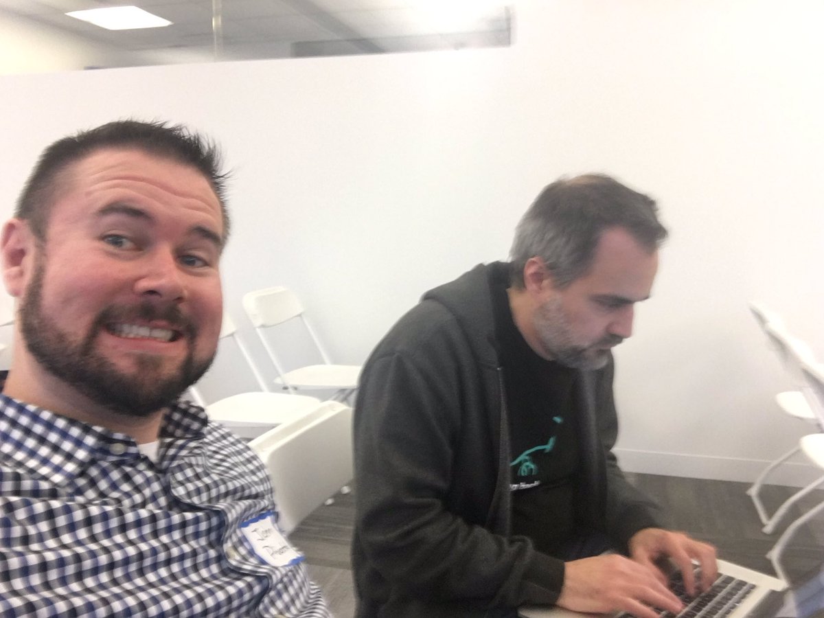 fergusonjohnw's tweet image. Watching @crdant get ready for #bostondevops meetup! @Chewy