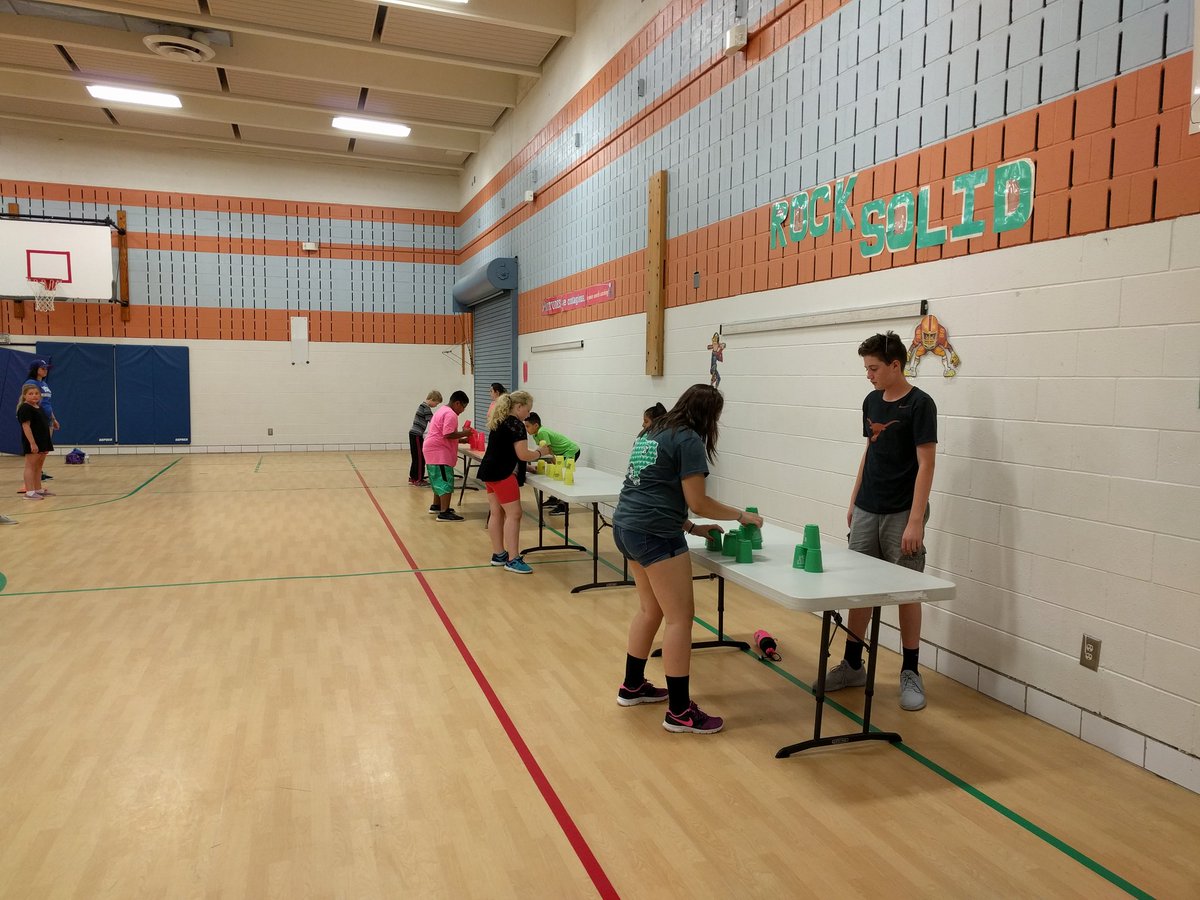 AzleGymRocks's tweet photo. Fifth grade field day..
Great weather..Great kids https://t.co/YsHsHy6wRe