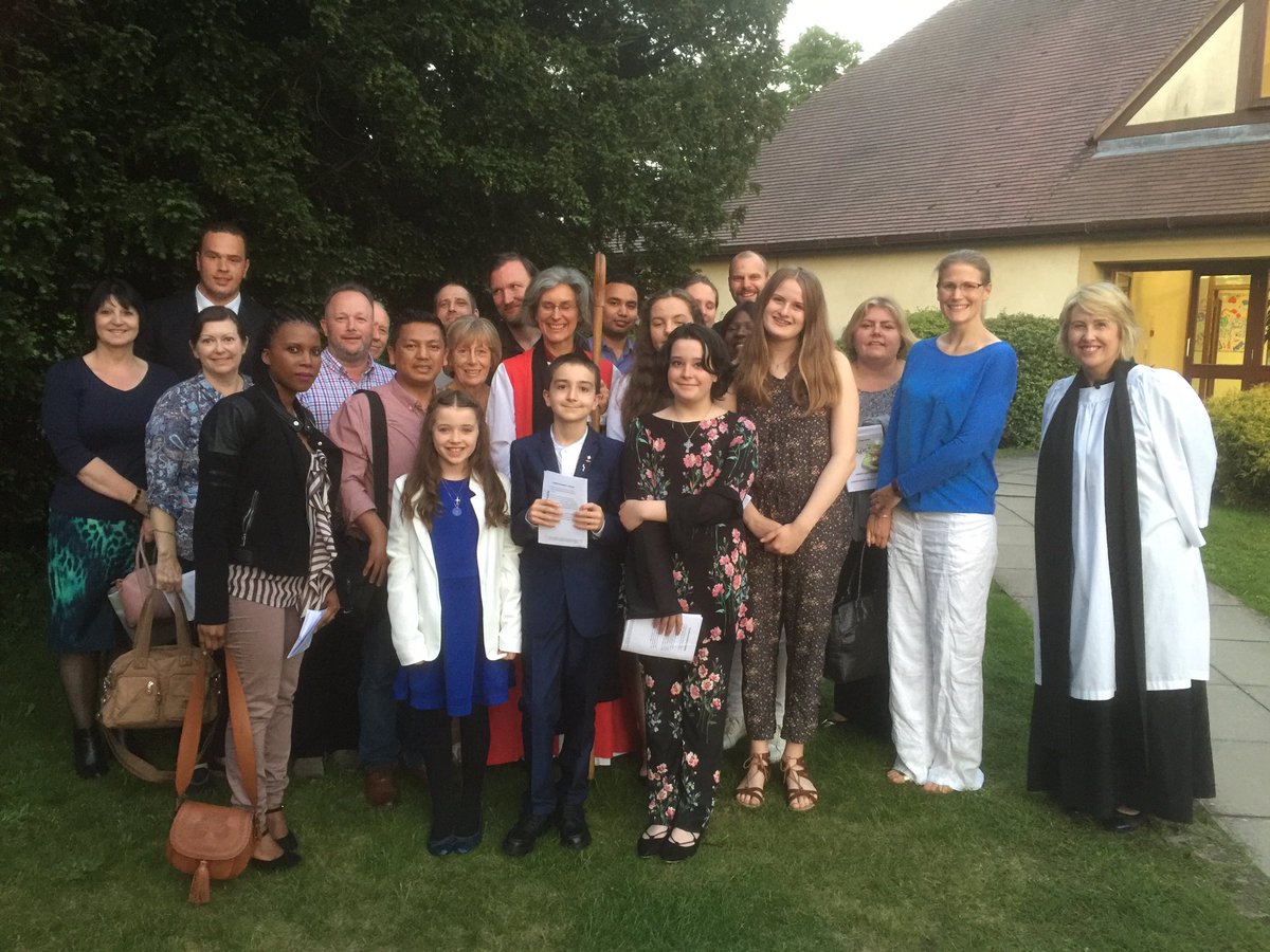 BishopGlobalACO's tweet photo. Jesus calls disciples in Farnborough just as he did in Jerusalem 2000 yrs ago - transforming fears &amp; empowering with Spirit @CofEGuildford https://t.co/qerOzYnzsw