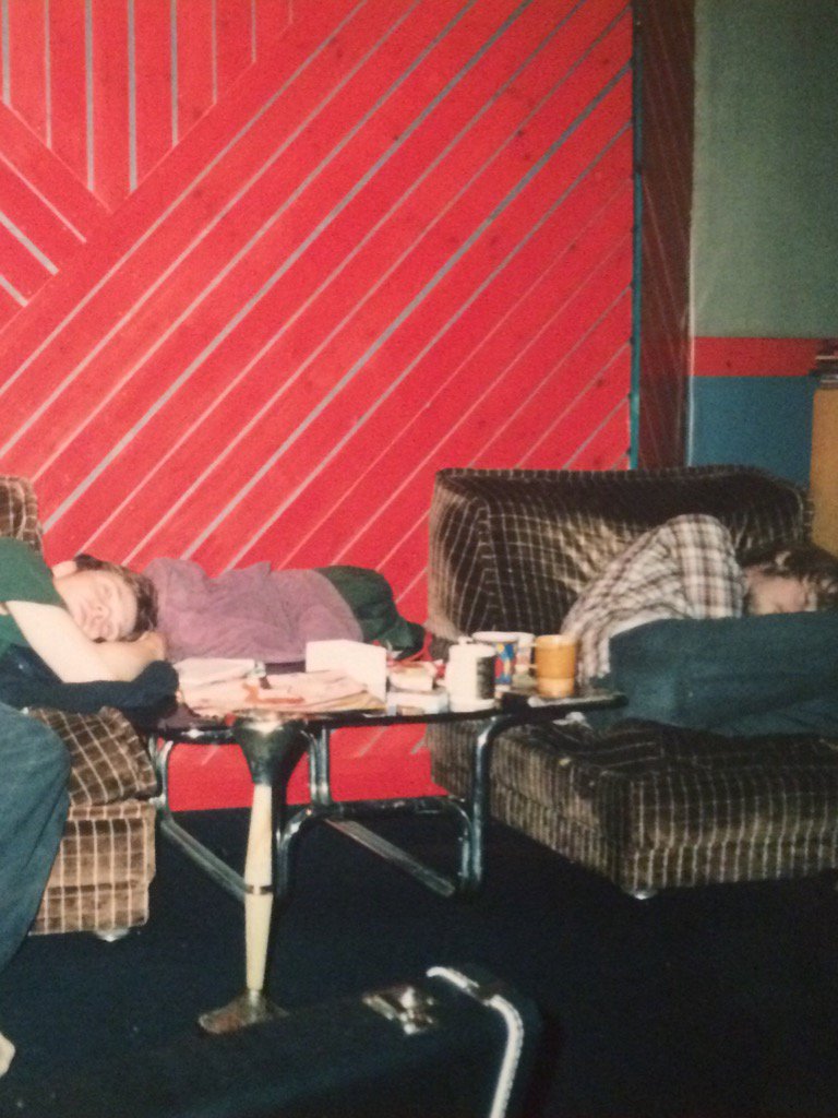 RoddyWoomble's tweet photo. Fairfoull/woomble recording Captain 20 years ago @IdlewildtheBand #idlewild https://t.co/yweyjQOq04