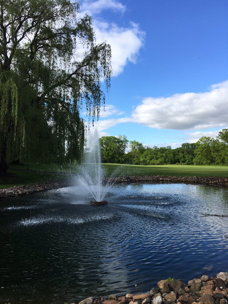 StCloudCC's tweet photo. Cloudy day is turning into a beautiful evening. #ExperienceSCCC ⛳️ https://t.co/5GBzdT8644