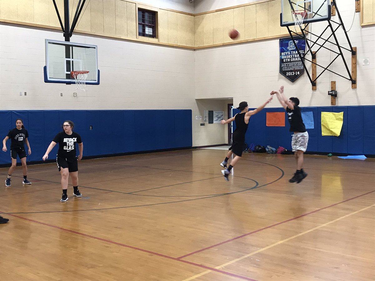 TheRealHMSSC's tweet photo. Thanks to all students and faculty who helped make the 3 Vs 3 Spring Basketball Tourney a smashing success! 🔥🏀🔥🙌🔥🌋 https://t.co/sUE7MLsx0g