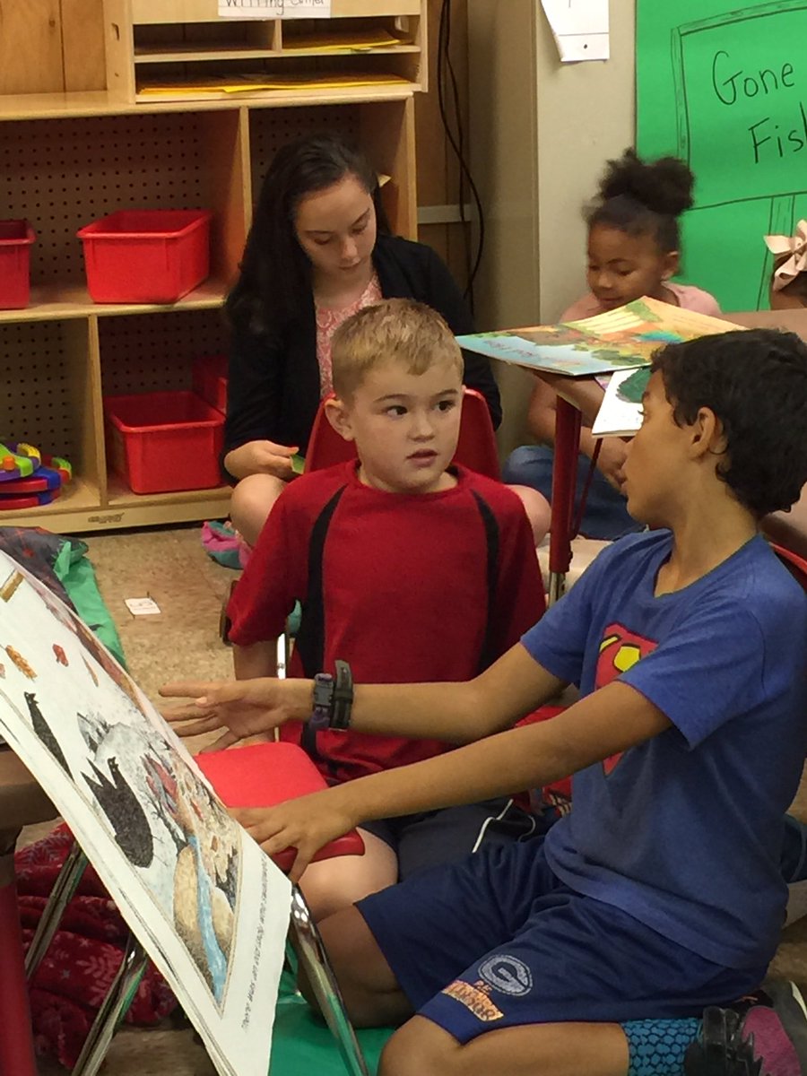 msharrisfam's tweet photo. Camp PreK reading day!!! Reading with 5th grade #TeamFES #fes2016 https://t.co/RzkRKO106J