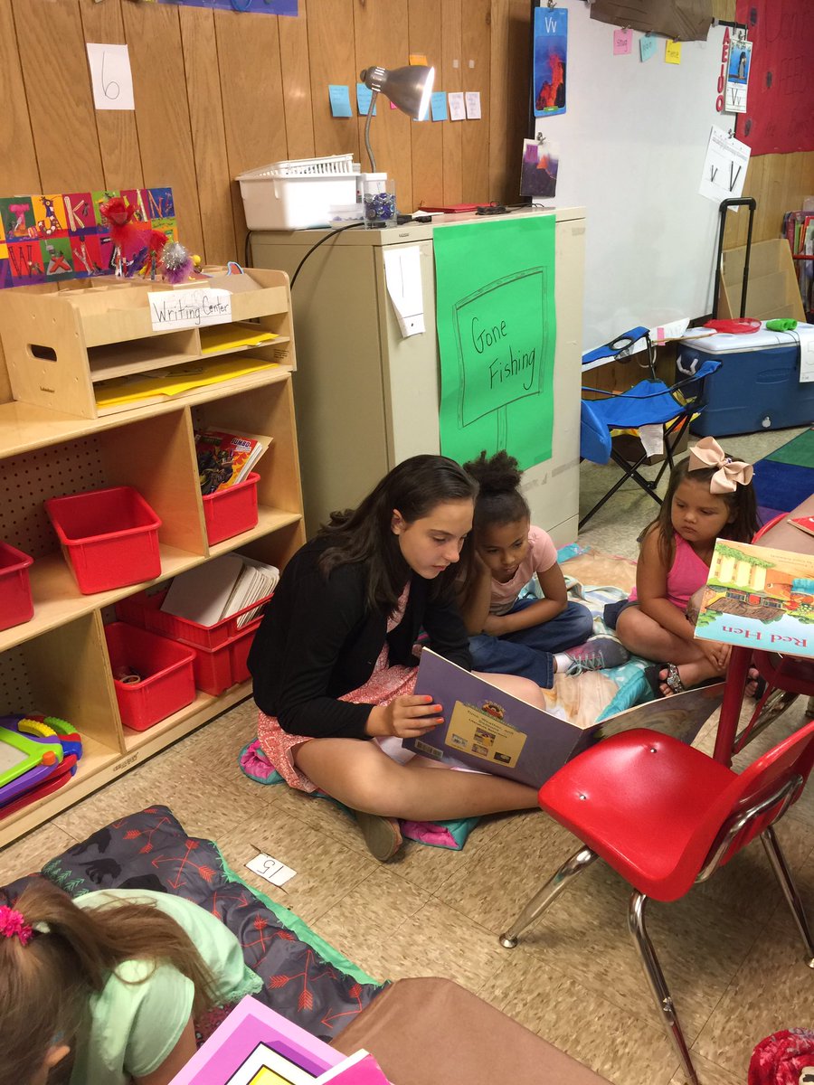 msharrisfam's tweet photo. More Camp PreK reading day with the 5th graders. #TeamFES,#fes2016 https://t.co/69l56kDeOz