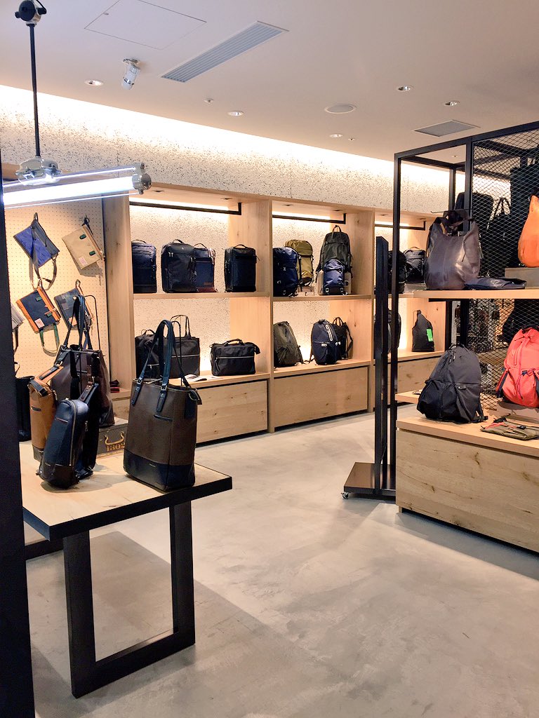 nicolas75flyert's tweet photo. { @MSPCPRODUCT #Osaka #fashion } #interiordesign https://t.co/N5CGCi6TMl