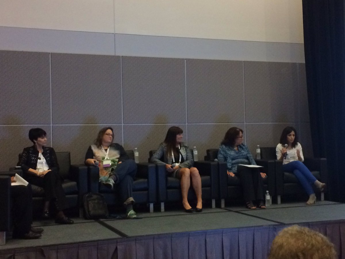 DisplayWeek's tweet image. #DisplayWeek17 #womenintech Forum in full swing! Already amazed by the stories, lessons learned and experience in tech. Join us in room 408B