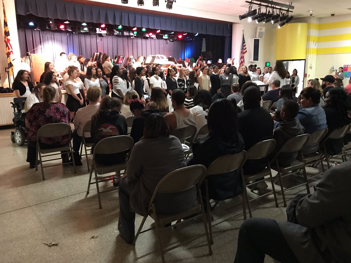 MrsBerline's tweet photo. 7th and 8th grade chorus concert. @MrDunlapLead @LansdowneMS @BaltCoPS @ https://t.co/ewGwsM8MnQ