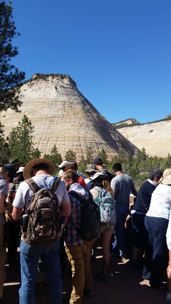 rockswhisperer's tweet photo. Detritus Detritus

Deep time unwinding
Mass wasting is erasing
Zircon forever

#haiku #geology https://t.co/z4WQwrjKRp
