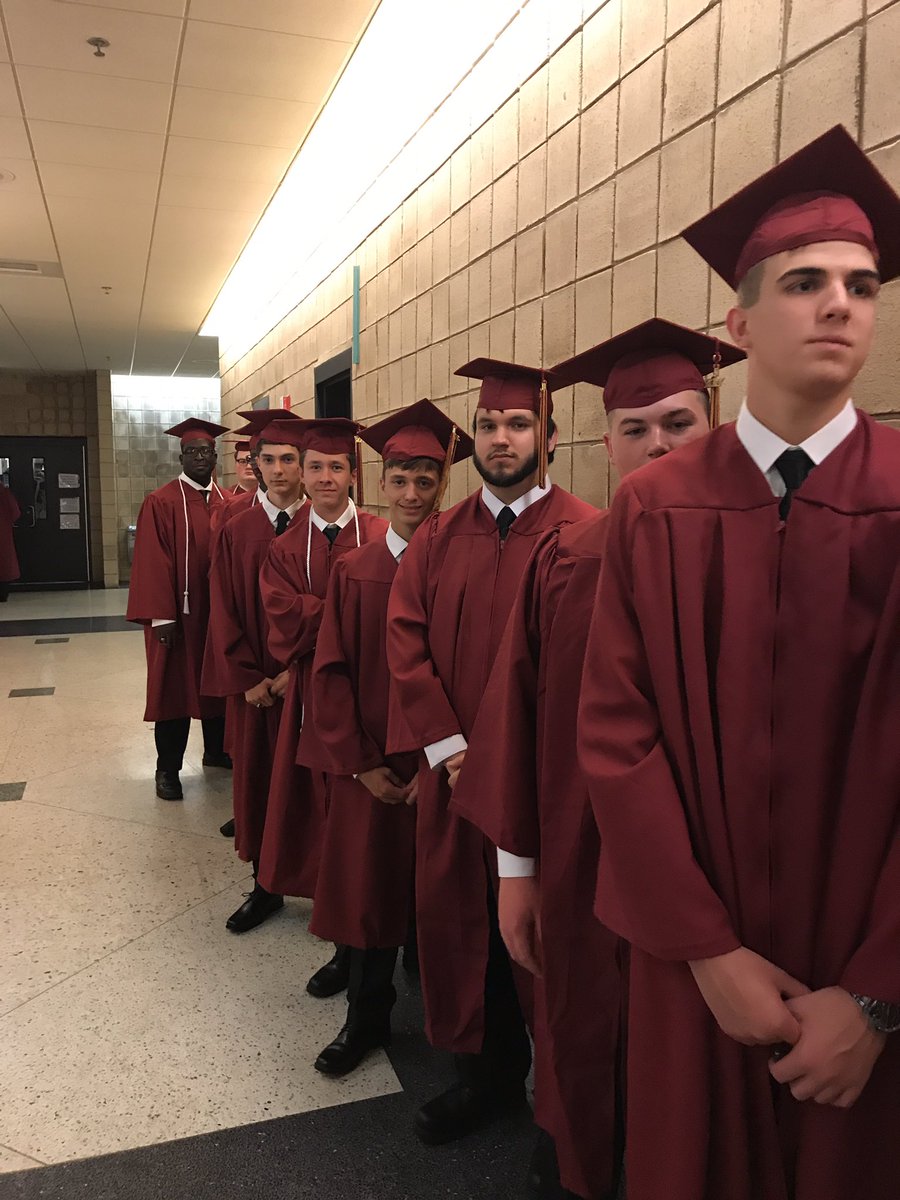 THSTPSD's tweet image. Line is ready to march