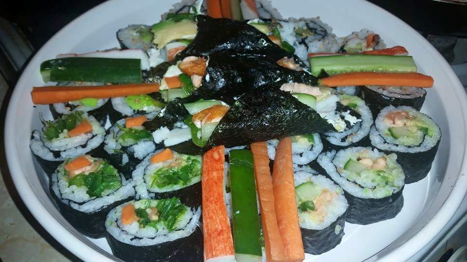 rangel2012's tweet photo. Homemade sushi for dinner https://t.co/u7Z2bY8RkZ