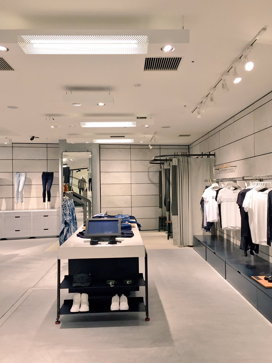 nicolas75flyert's tweet photo. { @GStarRAW #Osaka } #fashion #denim #interiordesign https://t.co/rMPn7TgM1C