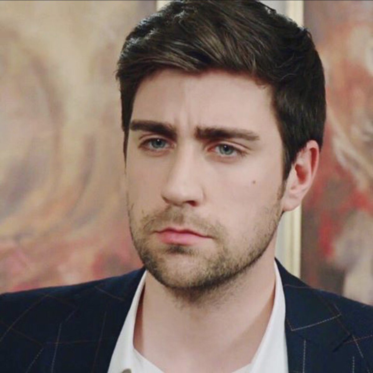 #البنات_خرفان_الاتراك
خرفان على شي يستاهل 😍