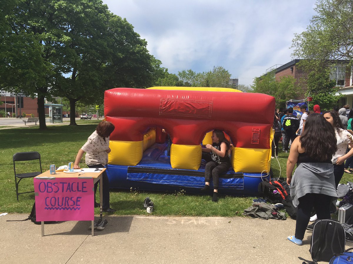 Northview Carnival brought FUN to all! #fun #sun #studentcouncil #wellbeing <a href="/NorthviewHtsSS/">NorthviewHeightsSS</a> <a href="/NorthviewHSS/">Northview Heights</a> <a href="/tdsb/">Toronto District School Board</a> <a href="/alexandralulka/">Alexandra Lulka Rotman</a> <a href="/TDSB_MHWB/">TDSB Well-Being</a>