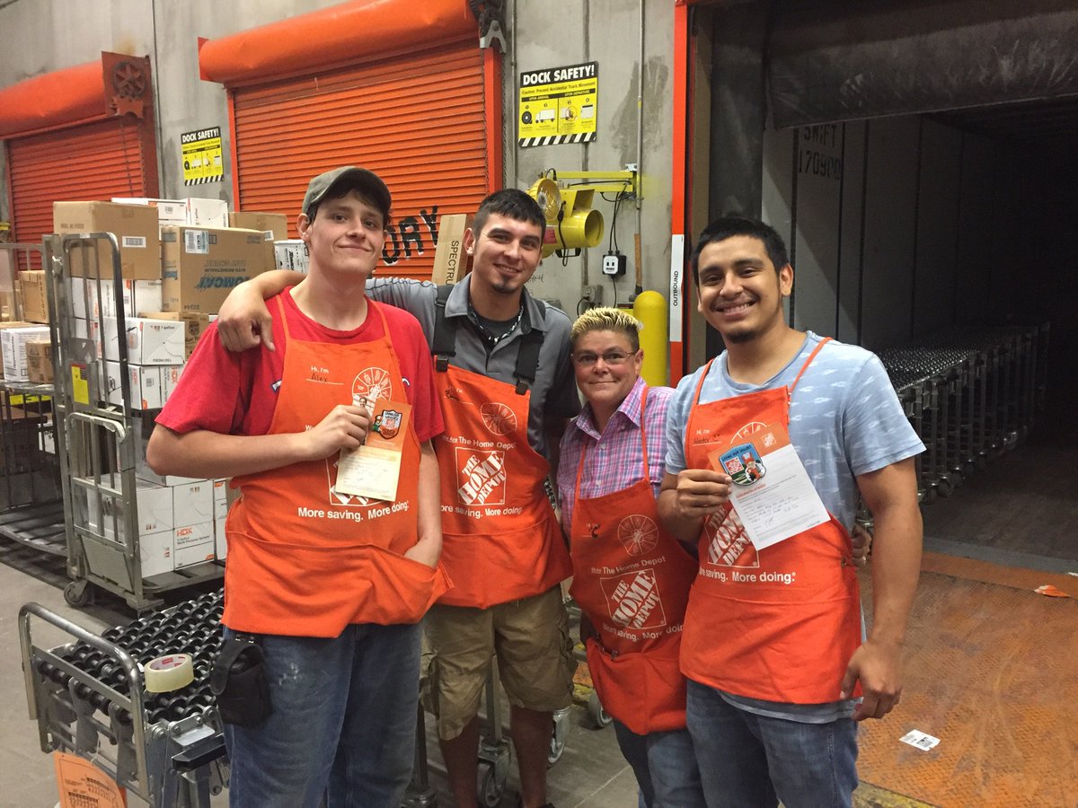 Great team work. Best freight team. Thank you Alex and Hector.@HomeDepot6505 <a href="/SHowardO/">Shaun Howard</a> <a href="/AkinsMel/">Mel Akins</a> <a href="/trh_204/">Tim Hoover</a> <a href="/JeffreyStellick/">Jeffrey Stellick</a>