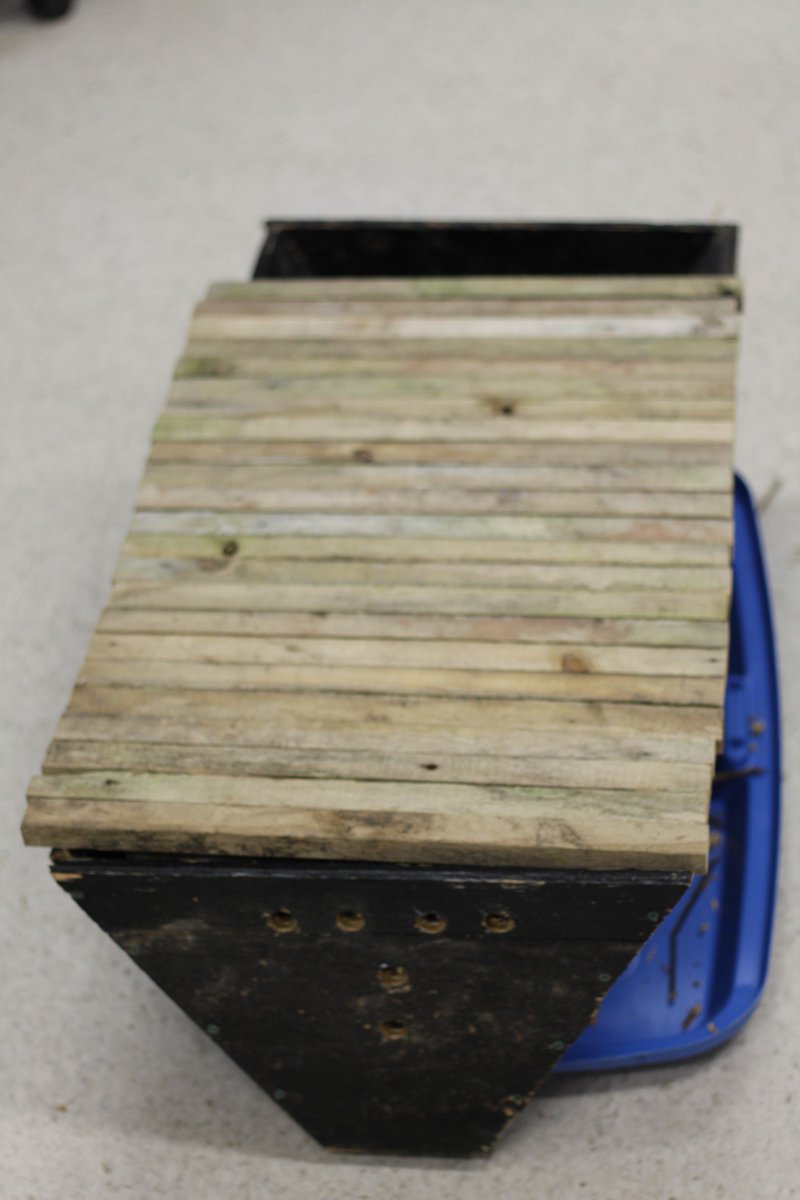 ifoggs's tweet photo. @RHSScience12 almost done first African Top Bar hive to #bringbackthebees @TownofRiverview #solvingrealproblems #tiged @MicrosoftEduCA https://t.co/77lKjTfvAa