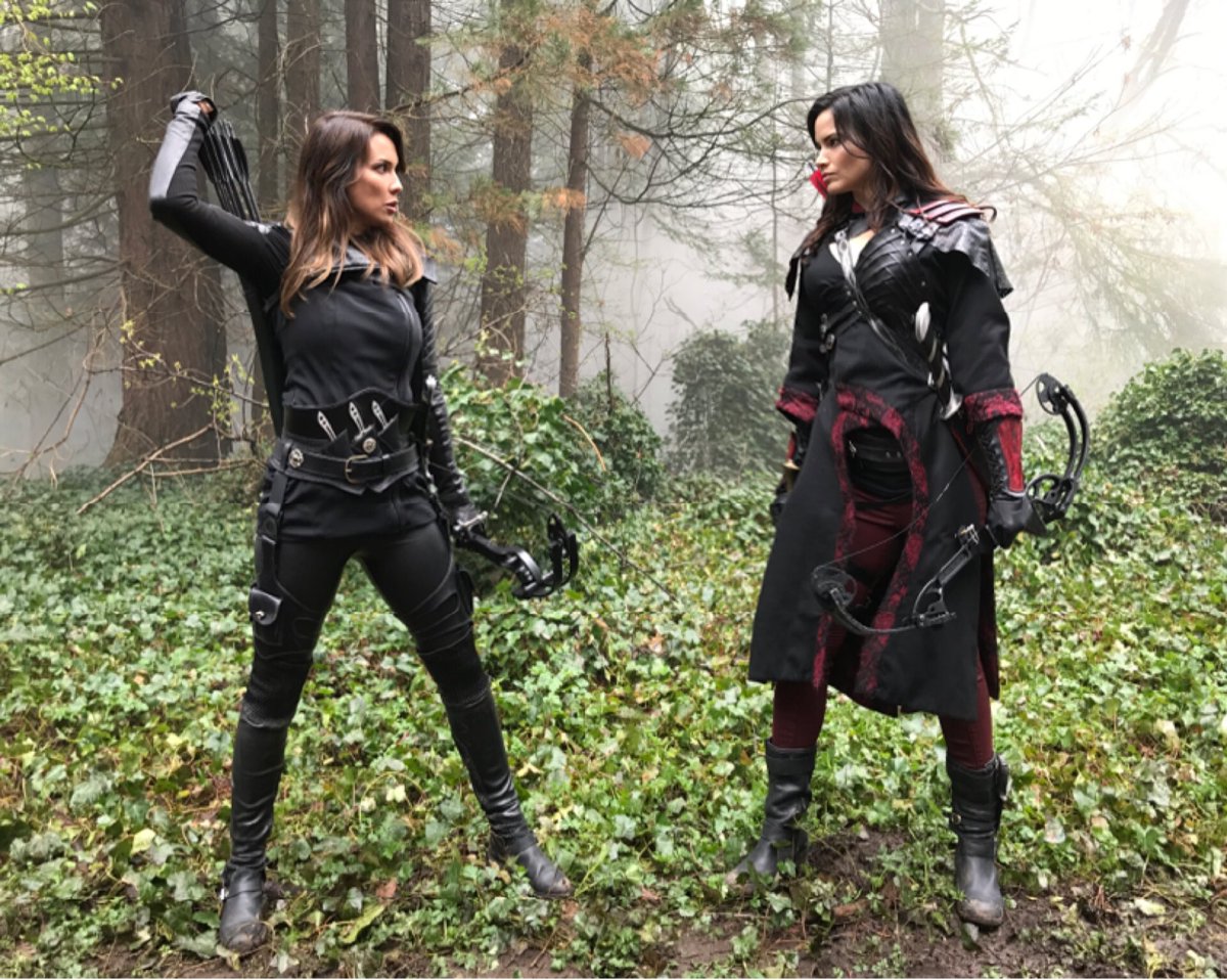 katrinalaw's tweet photo. Hello, Sister. @LexaDoig @CW_Arrow https://t.co/KIMf4XM9hq