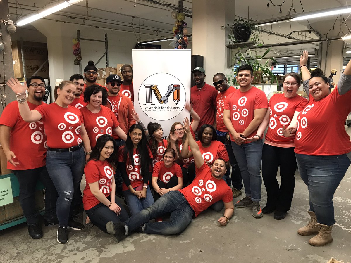 LizTgt's tweet photo. T-1344 Volunteer for Materials of the Arts💯 https://t.co/bAi9GnWcgH