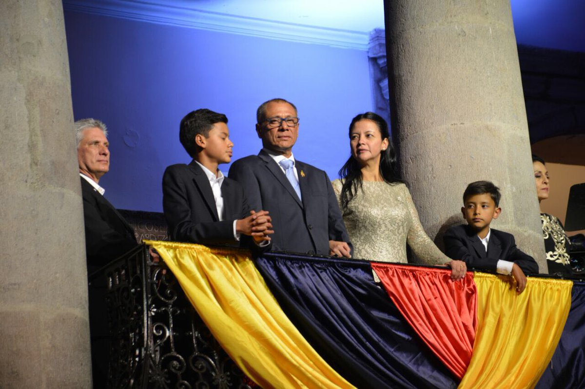 .<a href="/JorgeGlas/">Jorge Glas</a>:  Esta es una noche maravillosa, de posesión ante el pueblo, ante ustedes. #ElFuturoNoSeDetiene