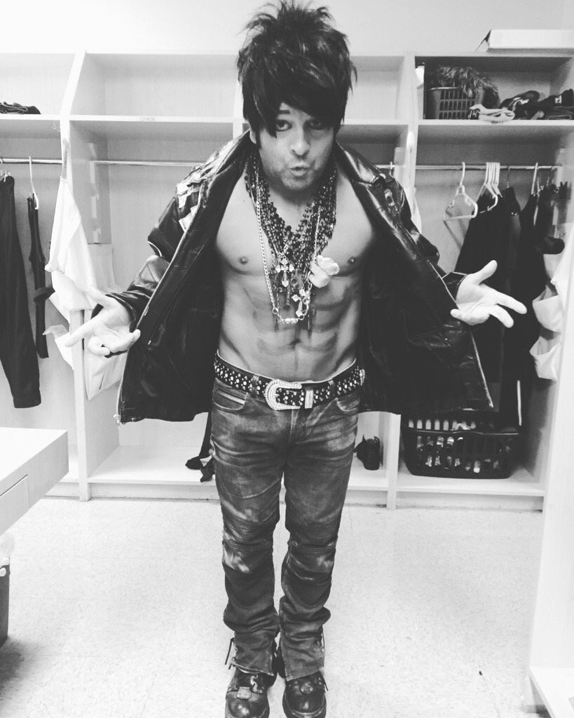 maestro or <a href="/CRISSANGELPR/">— ☆ ᴄʀɪssᴛᴏᴘʜᴇʀ.☆ Ⓜ️ (Parody) EDLT.</a> ? Fufu