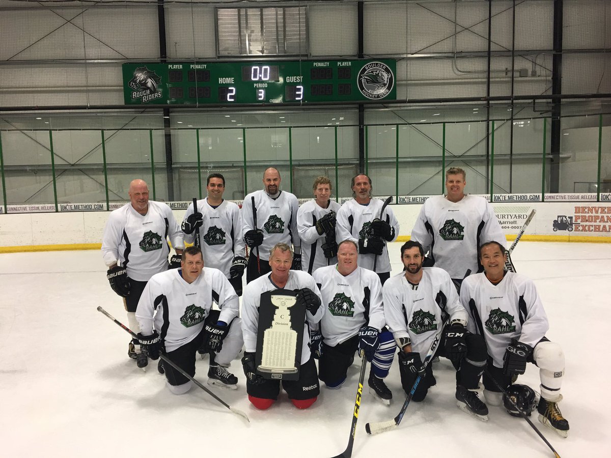 GM0NEY1023's tweet image. @Buccigross how about a retweet for the Spring 17 Wednesday Lunch League Champions - Superior, CO #sportstable