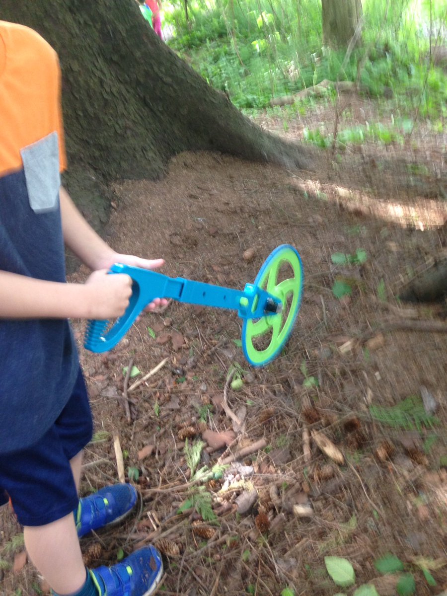 Lora Sarchet tweet media