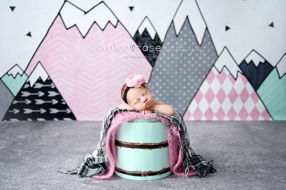 CreativeCaptur1's tweet photo. Let her sleep...for when she wakes, she will move mountains!
#Sleep #Mountains #Baby #Newborn #NewbornPhotography #BabyPhotography #Nikon https://t.co/pxR1fuEt1V