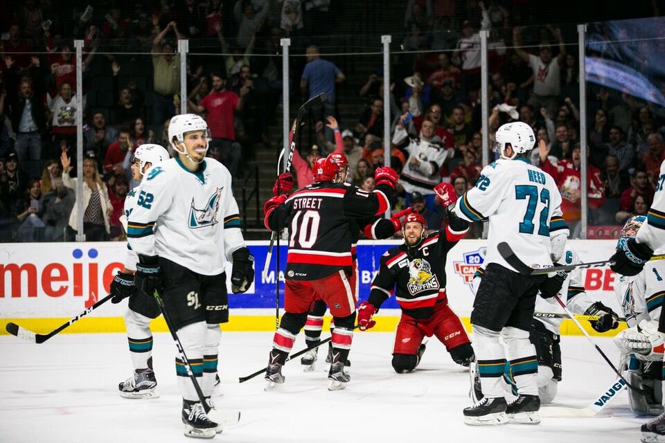 .@griffinshockey take a 2-1 series lead. #GoGRG #FINishSJ #SJvsGR https://t.co/BpjY7jbqWn