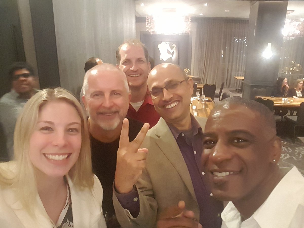 gvouty's tweet photo. Transformers pyramid! Need Jeff! @DavidElovic @juliefoxcroft @BeeSchoolGBS #Bee9Buzz https://t.co/yVrAg1OhFz