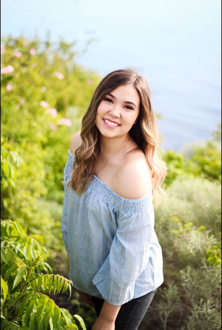 toridietrich's tweet photo. I couldn't have chosen to be a senior rep for anyone else but @xoxoifm 
💕💕💕💕💕💕 #Ilennismartinezphotography #ifmbabe https://t.co/ajmadMAzR7