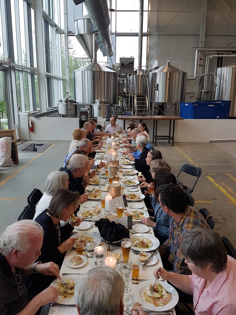 RKonWine's tweet photo. Dare to pair! Fine dining with local beers! Superb pairings! @sidelaunch @OliverBonacini #chefjeremy #brewmastermichael @saintsandsinn4 https://t.co/24BNMNJ7uE